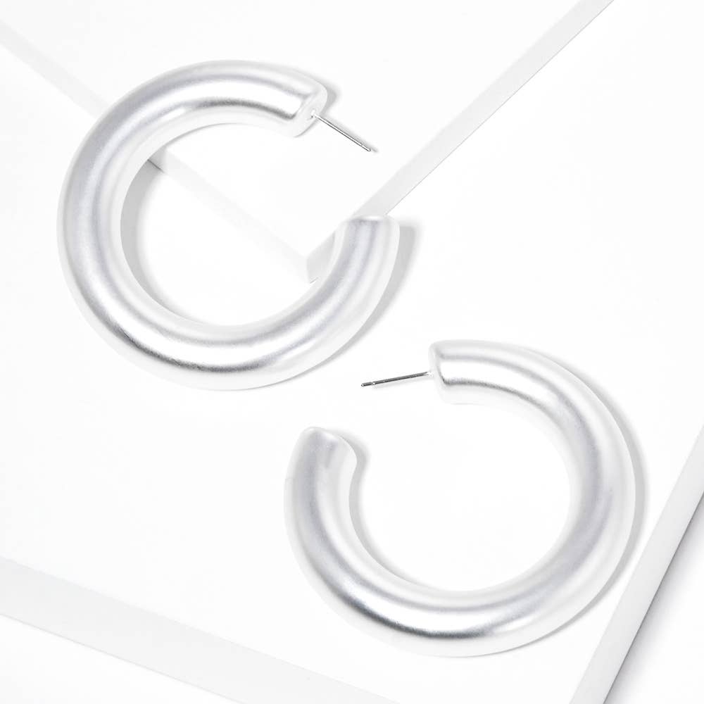 Modern Minimalist Thick Open Hoop Earrings
: Matte Silver
